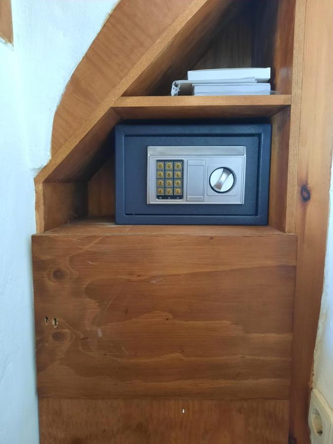 Old Plaka Villa Ngoại thất bức ảnh