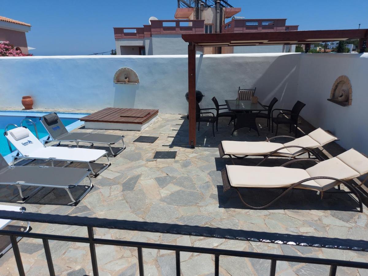Old Plaka Villa Ngoại thất bức ảnh